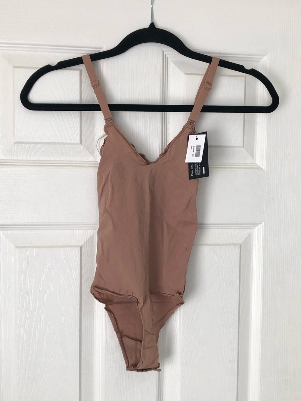 SKIMS Everyday Sculpt Bodysuit Sienna Large - Picture 7 of 10